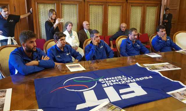 Bari, presentata la squadra di tennis dell'Angiulli: giocher in Serie A1